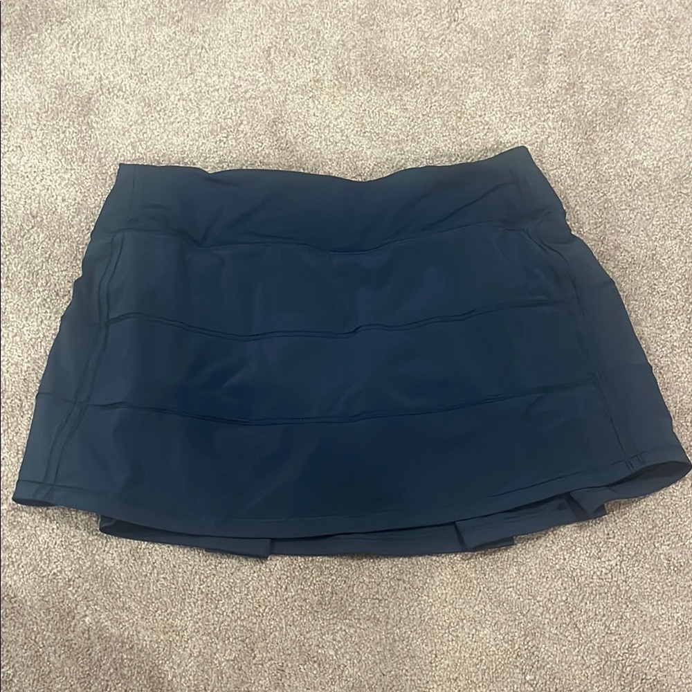 Lululemon black athletic skirt